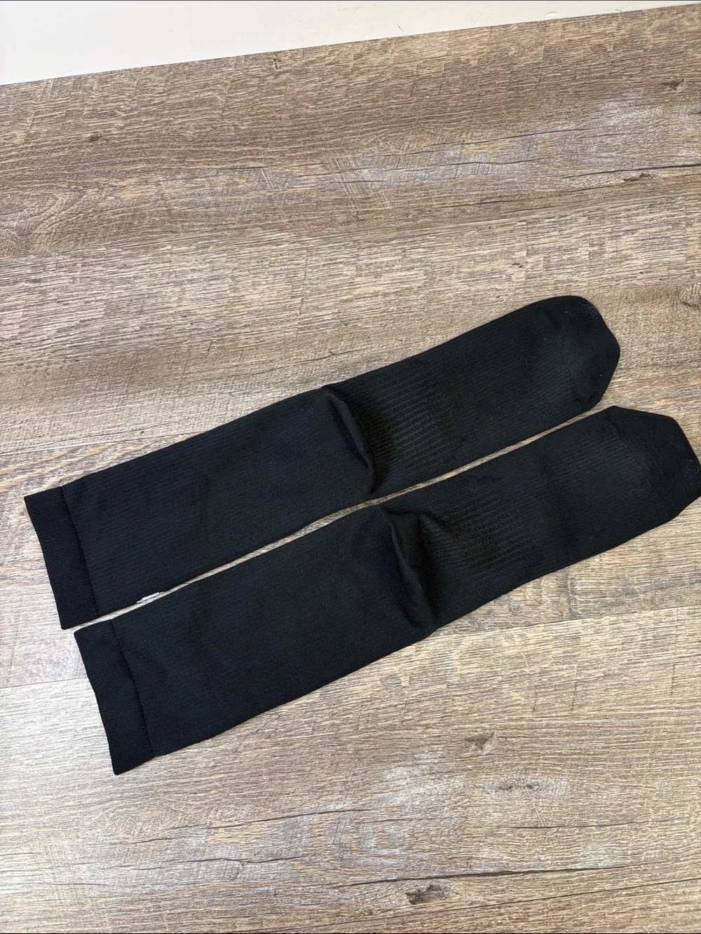 Supreme x Nike Black Logo Over-the-Calf Socks (Pair)